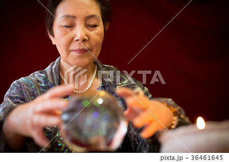 占い師　運勢　運命　占い 36461645