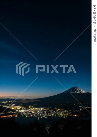 新道峠から望む富士山 （夜景） 36468734