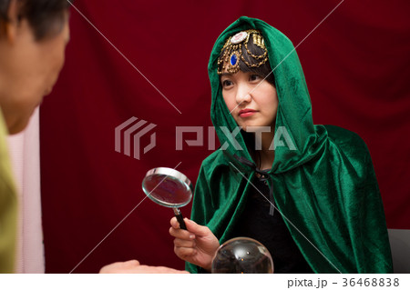 占い師 手相占い 占い師 手相占い 36468838