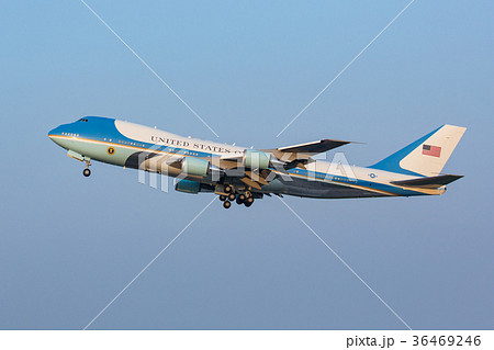 アメリカ合衆国　エアフォースワンの着陸 36469246