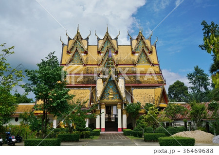 タイ王国カンチャナブリー県サンクラブリー郡ワット・ワンウィワッカラーム 36469688