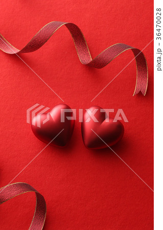 ハートとリボン ハートとリボン 36470028