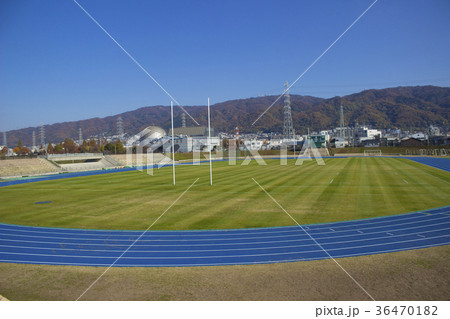 花園中央公園多目的球技広場陸上競技場/大阪府東大阪市 36470182