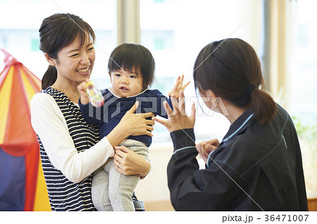 企業内保育 36471007