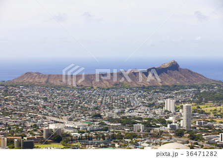 ダイアモンドヘッドとワイキキの風景 ダイアモンドヘッドとワイキキの風景 36471282