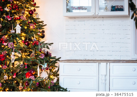 Christmas tree in Christmas living room. Beautiful 36475515