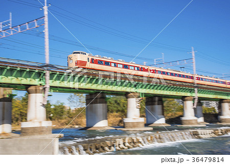 中央線　189系　多摩川　流撮り 36479814