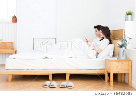 newly married couple 627 36482085