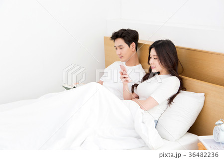 newly married couple 649 36482236