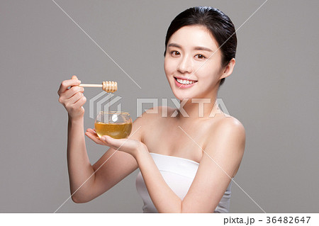 Beauty concept 221 36482647