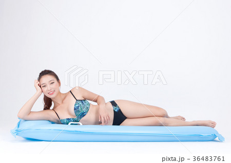 Summer holiday 210 36483761