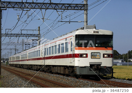 東武300系急行きりふり。2016/5/5 東武300系急行きりふり。2016/5/5 36487250