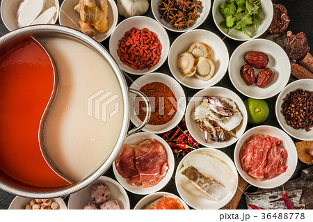 中華本格2色火鍋　Chinese hot pot 36488778