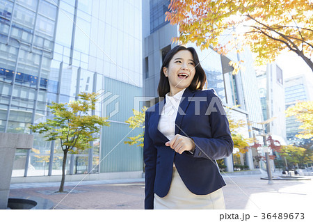 都市 都会 ビジネスウーマン 36489673