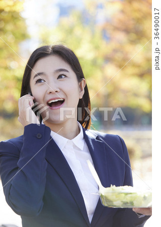 大人 成人 女性 36490017