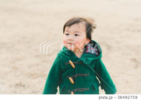 2 years old 36492759