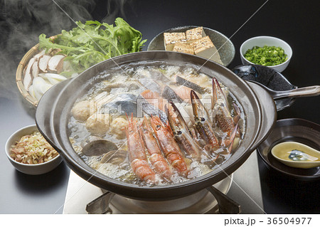 魚介類の寄せ鍋 魚介類の寄せ鍋 36504977