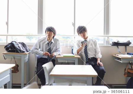男子生徒 男子生徒 36506111