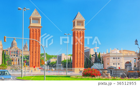 Panorama  Square of Spain. 36512955