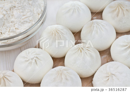 sprinkled with flour dumplings sprinkled with flour dumplings 36516287