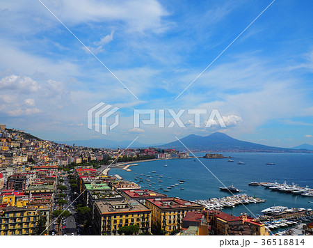 ナポリ・ポジリポの丘からの眺め / view from Posillipo Hill, Naples 36518814