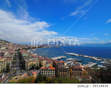 ナポリ・ポジリポの丘からの眺め / view from Posillipo Hill, Naples 36518836