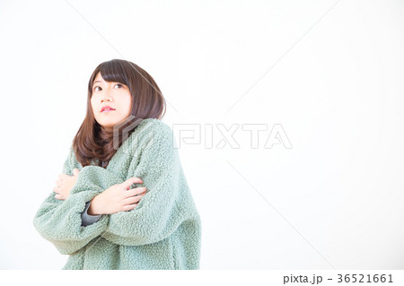 女性ポートレート　明るいイメージ　女の子　大学生　若い女の子 36521661