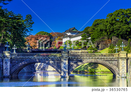 皇居外苑の二重橋（正門石橋） 36530765