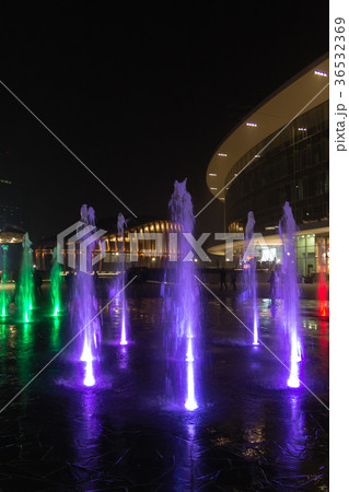 Milan, Italy. Illuminated water fountains  36532369