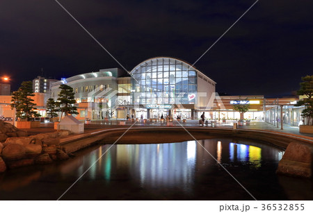 ＪＲ高松駅の夜景 36532855
