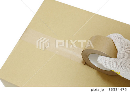 段ボール箱の荷造り 上面1本貼り 段ボール箱の荷造り 上面1本貼り 36534476