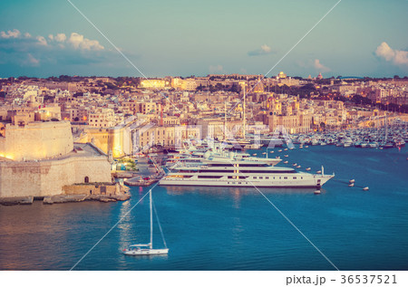 view of Fort St Angelo from Upper Barrakka Gardens 36537521