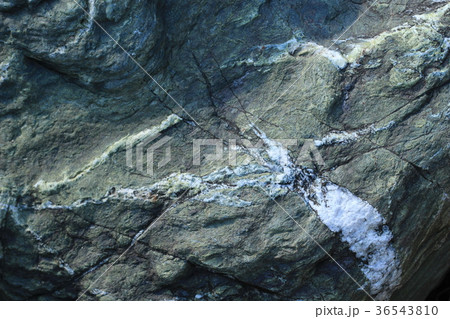 荒い岩肌 荒い岩肌 36543810