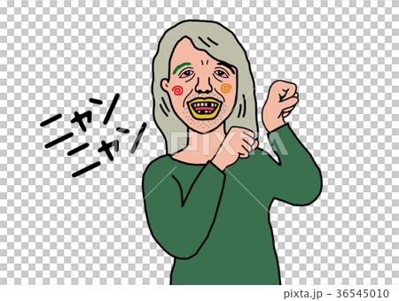 変顔をする女性 36545010