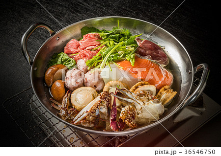 パクチー鍋 Vietnamese seafood coriander pot パクチー鍋 Vietnamese seafood coriander pot 36546750