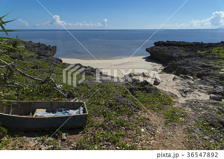 船原浜(ふなばるはま) 鳩間島 船原浜(ふなばるはま) 鳩間島 36547892