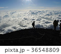 富士登山　頂上付近　雲海 36548809