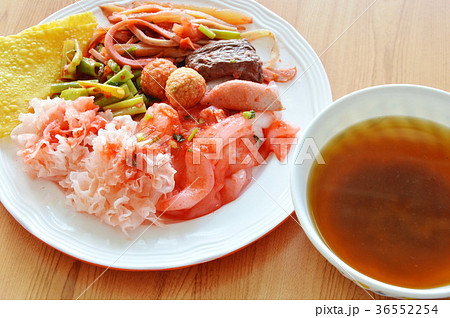 large noodle with fish and shrimp ball red sauce 36552254
