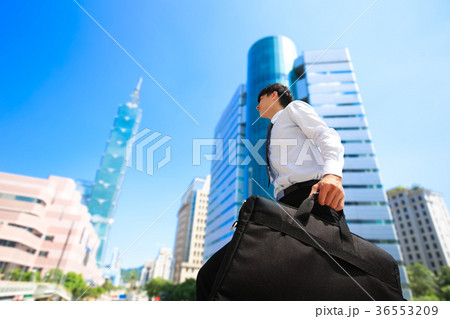 businessman in taipei 36553209