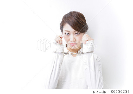 逮捕された女性 逮捕された女性 36556252
