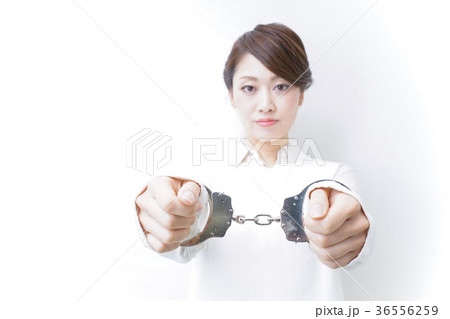 逮捕された女性 逮捕された女性 36556259