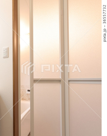 新築住宅 ユニットバス 折れ戸 新築住宅 ユニットバス 折れ戸 36557732