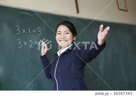 小学校 小学校 36567365