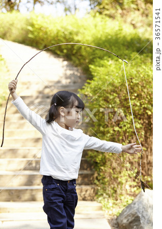 笑顔 微笑 微笑み 36571541