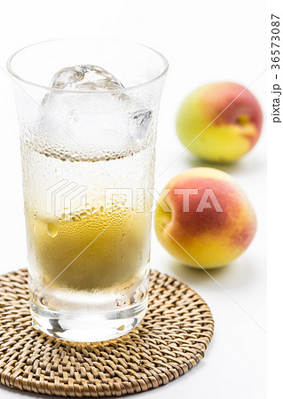 梅酒と南高梅 梅酒と南高梅 36573087