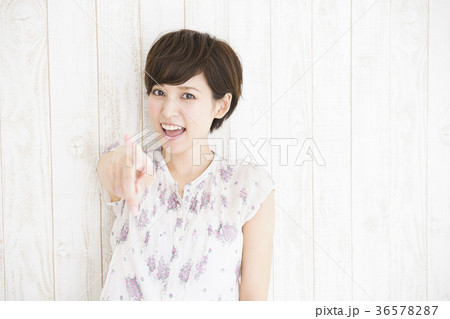女性 若い女性 ライフスタイル かわいい 女性 若い女性 ライフスタイル かわいい 36578287