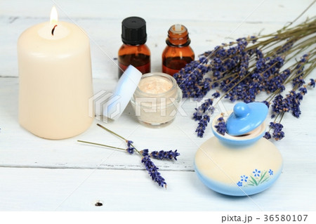 Lavender spa composition in blue Lavender spa composition in blue 36580107