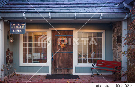Studio Windows with wreath Studio Windows with wreath 36591529