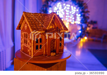 Gingerbread house. European Christmas holiday 36593990
