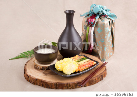 the Korean traditional drinks - rice wine, Makgeolli and others. 071 the Korean traditional drinks - rice wine, Makgeolli and others. 071 36596262